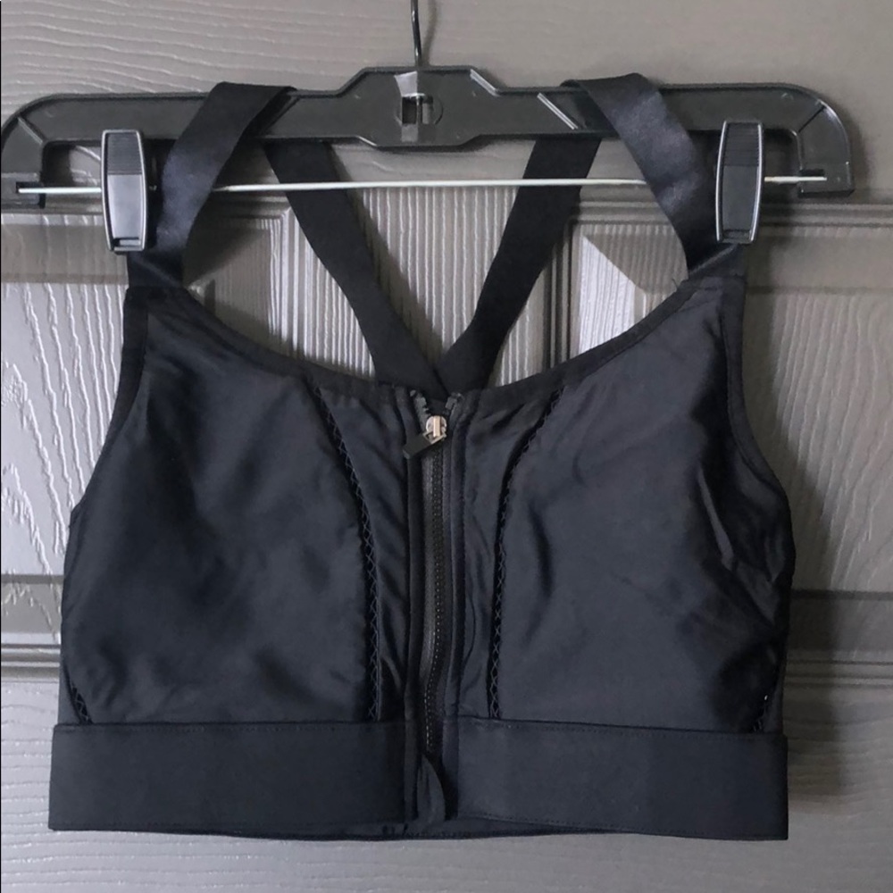 Fabletics sports bra